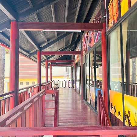 Henisi Homestay Mang Den Kon Von Kla Экстерьер фото