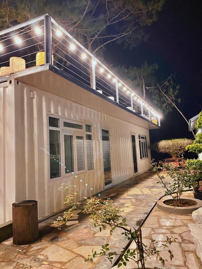 Henisi Homestay Mang Den Kon Von Kla Экстерьер фото